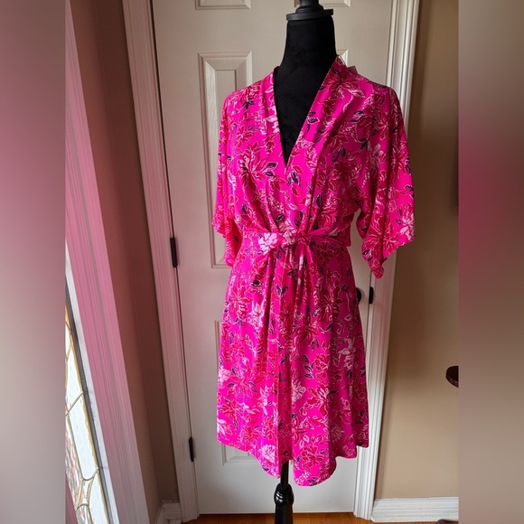 Lilly Pulitzer Wisteria v-Neck Elbow Sleeve Mini Dress NWT - Picture 8 of 14